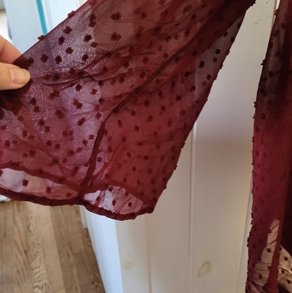 Style &Co Textured Semi Sheer Blouse with Tank Size 1X - Picture 3 of 10